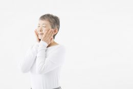 シニアの美意識と化粧品にかける金額